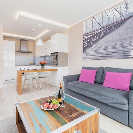 Apartment Romanowicza Cracow By Renters Krakow Dış mekan fotoğraf